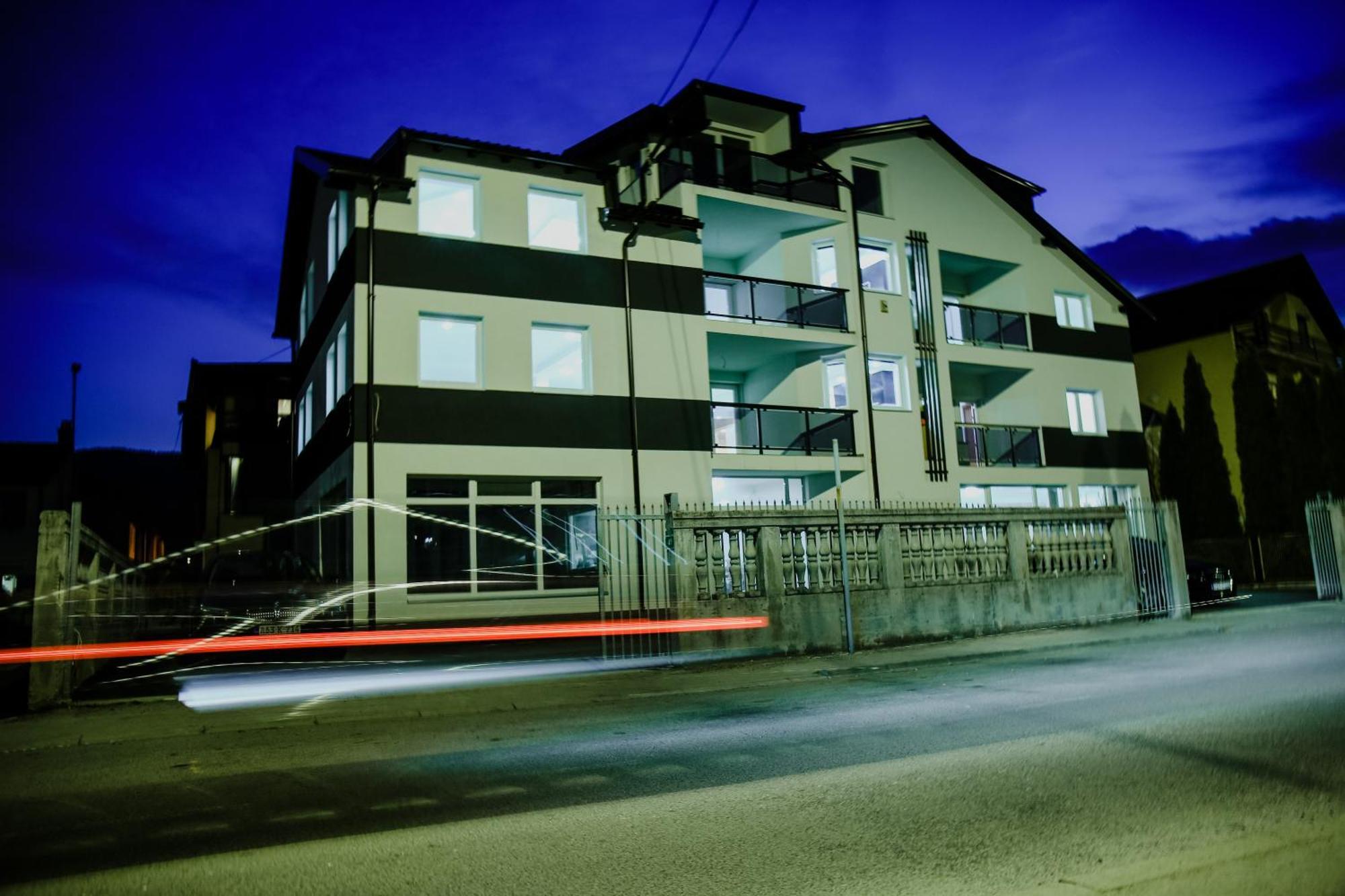 Deluxe Apartments Saraievo Exterior foto